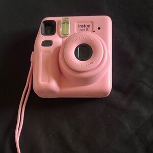 Instax Mini SE Blush Pink Camera
